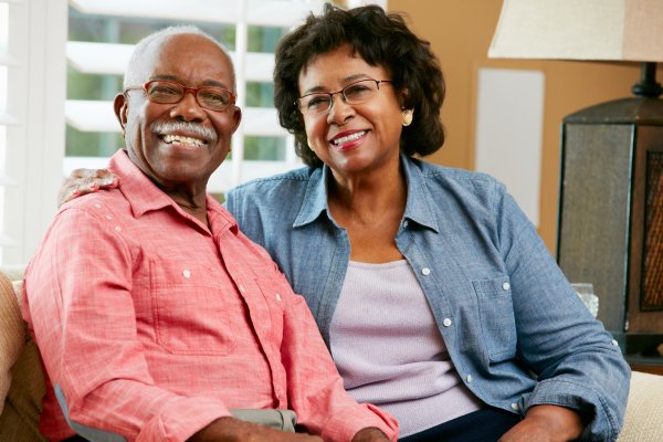 What Are The Benefits Of Fixed Dentures And What Can Be Expected?